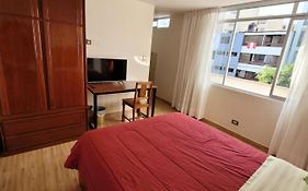 Habitación con baño propio para 2 personas como máximo